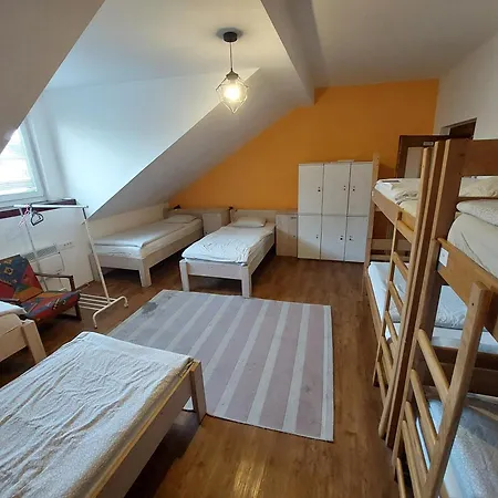 Vv Way - Lisica Zvitorepka * Lublaň