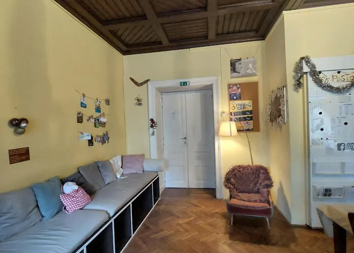 Vv Way - Lisica Zvitorepka * ليوبليانا