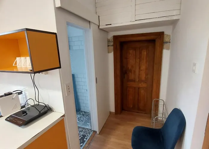 Vv Way - Lisica Zvitorepka