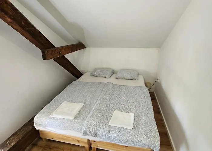 Vv Way - Lisica Zvitorepka شقة