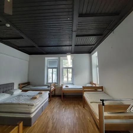 Vv Way - Lisica Zvitorepka Apartament Lublana